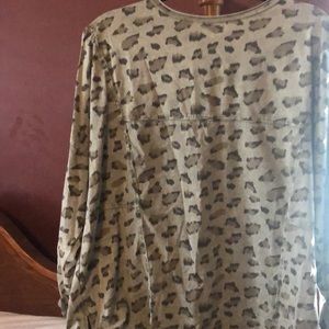 Easel leopard print long sleeve